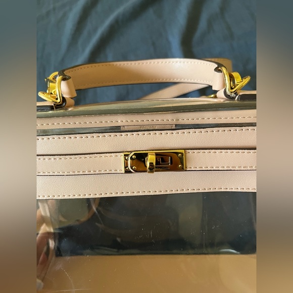 Clear bag with baby pink detailing; unsure of the brand-looks like a Kelly bag - Picture 4 of 5